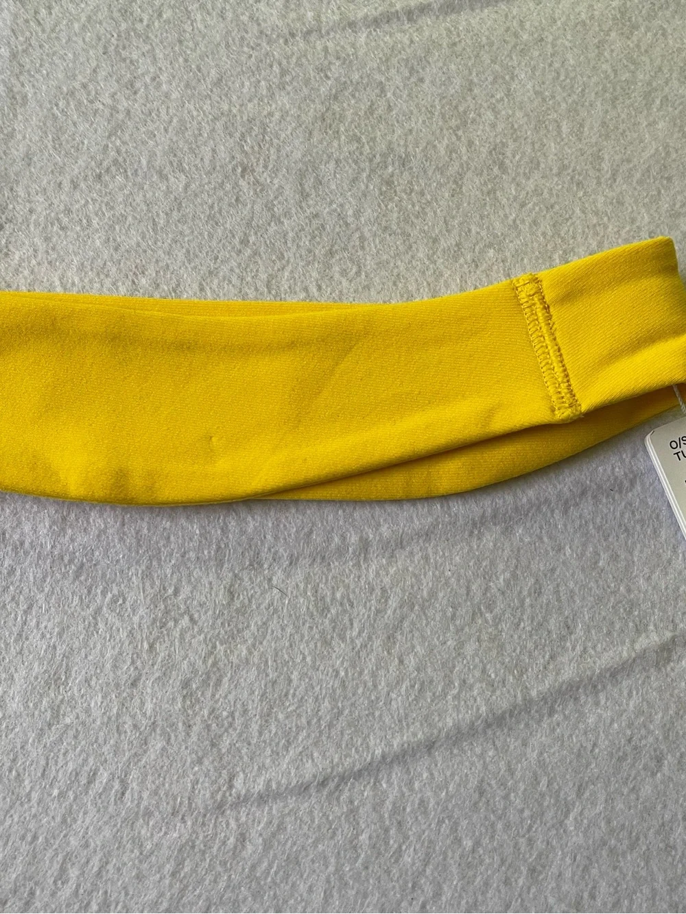 NWT’S Lululemon athletica Yellow Fly Away Tamer Headband